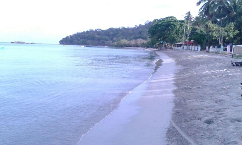 Posada Sweet Anashly Fresh Water Bay エクステリア 写真